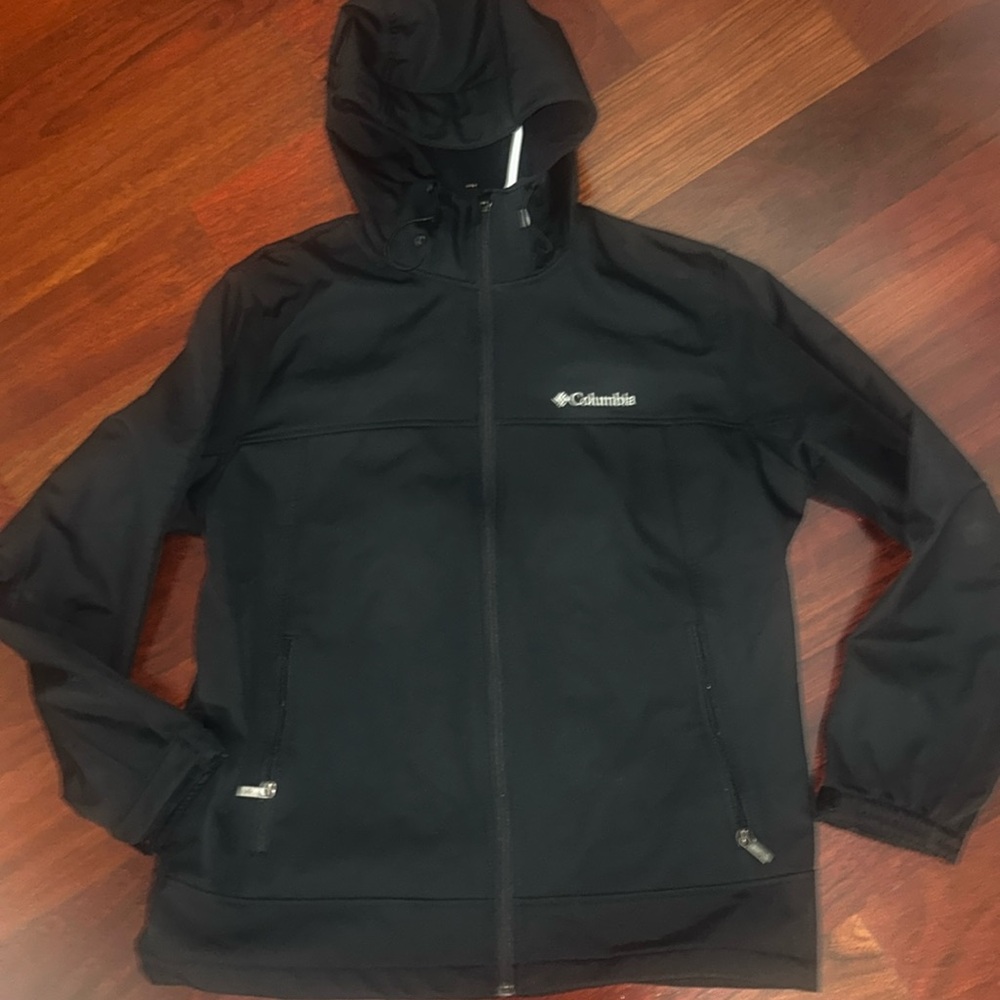 Men’s Columbia, like new winter jacket size large
